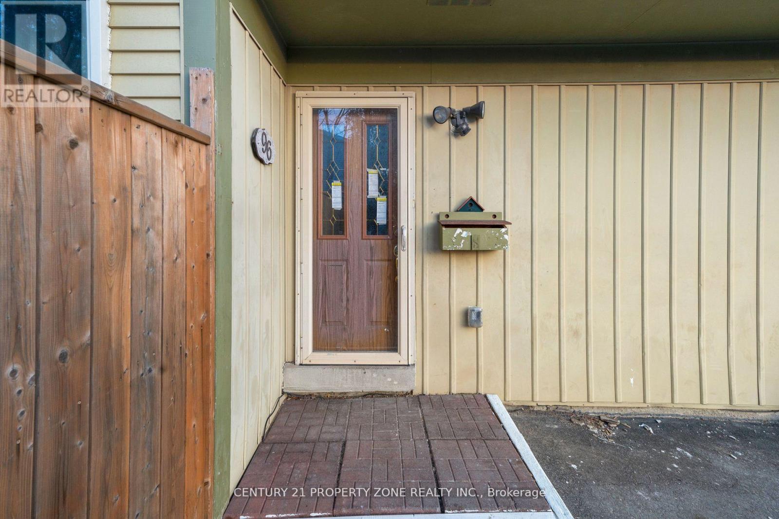 96 Centre Street N, Brampton, Ontario  L6V 2Z3 - Photo 24 - W13747796