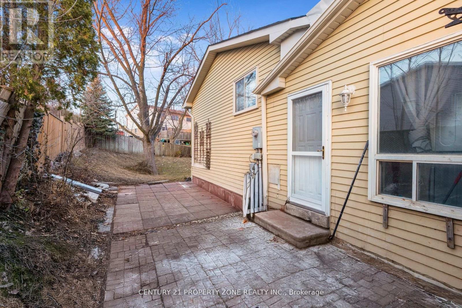 96 Centre Street N, Brampton, Ontario  L6V 2Z3 - Photo 28 - W13747796
