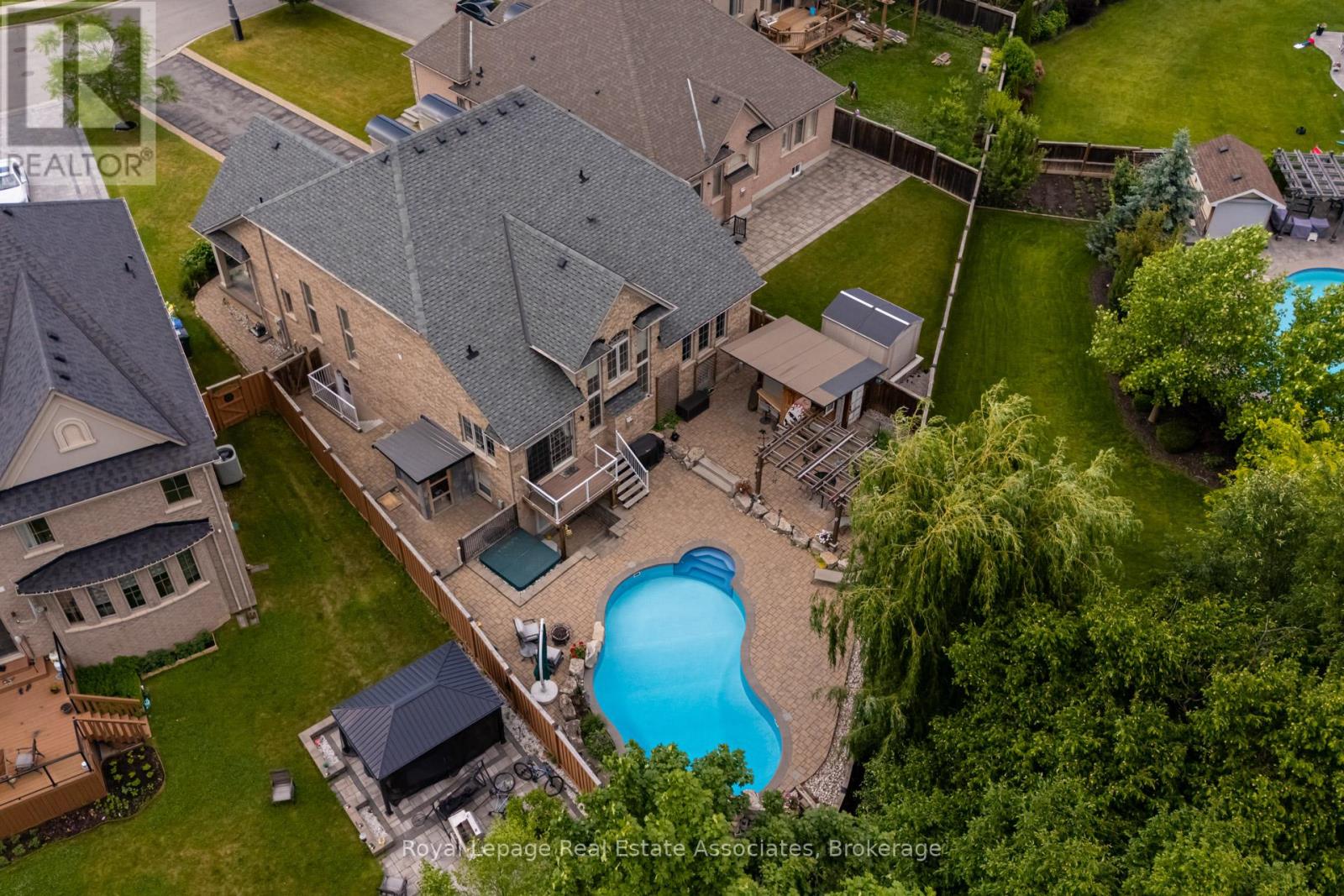 20 CANNINGTON CRESCENT, Brampton, Ontario
