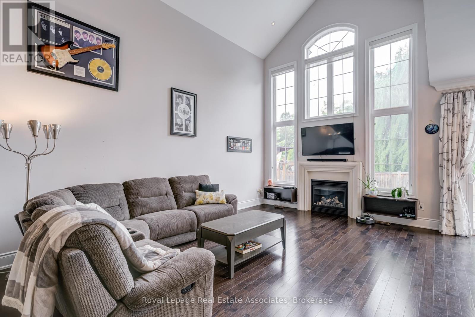 20 Cannington Crescent, Brampton, Ontario  L6X 0W6 - Photo 15 - W13747806