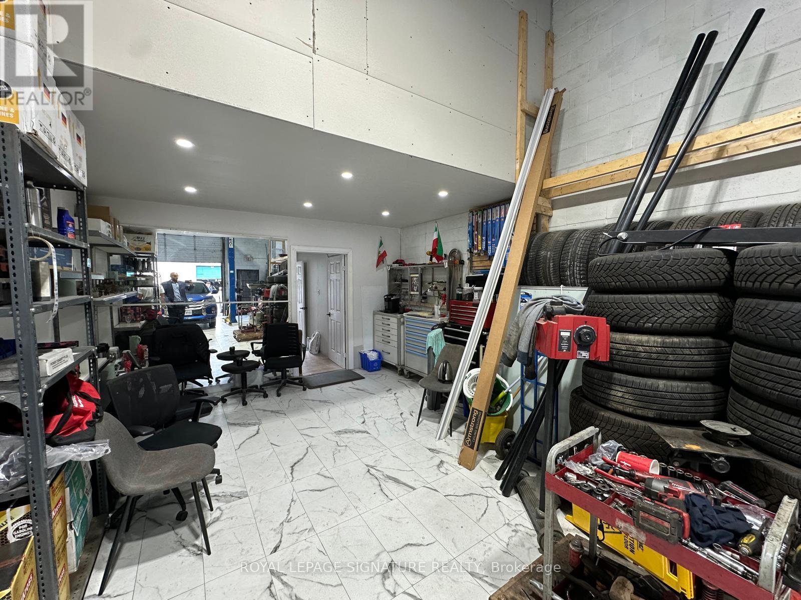 6 - 1290 Finch Avenue W, Toronto, Ontario  M3J 3K2 - Photo 27 - W13747808