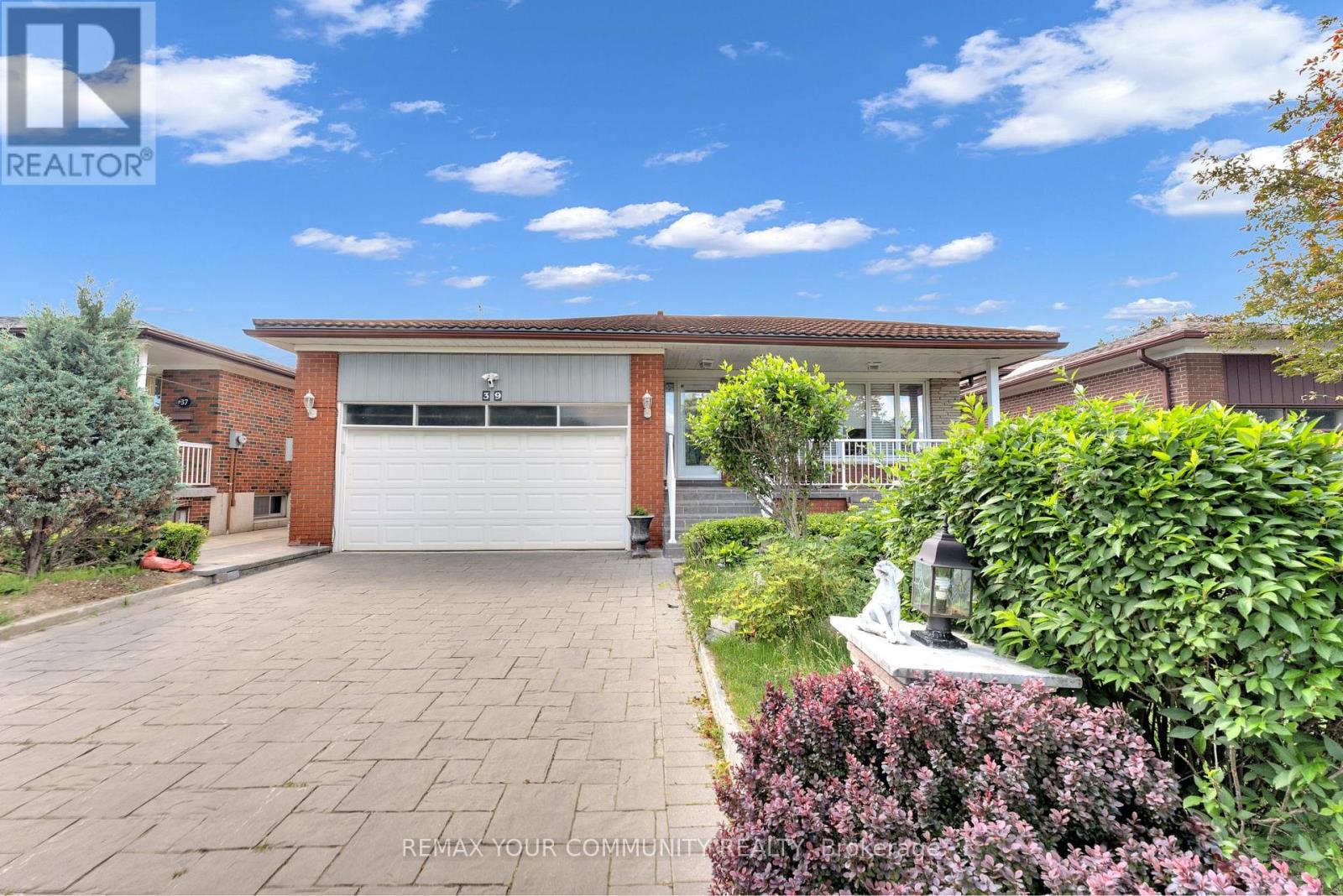 BSMT - 39 VEERLAND DRIVE, Toronto, Ontario