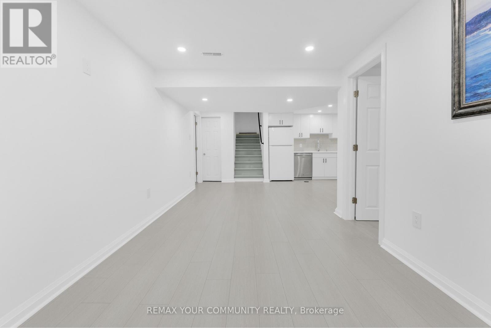 Bsmt - 39 Veerland Drive, Toronto, Ontario  M6L 1R8 - Photo 12 - W13747812
