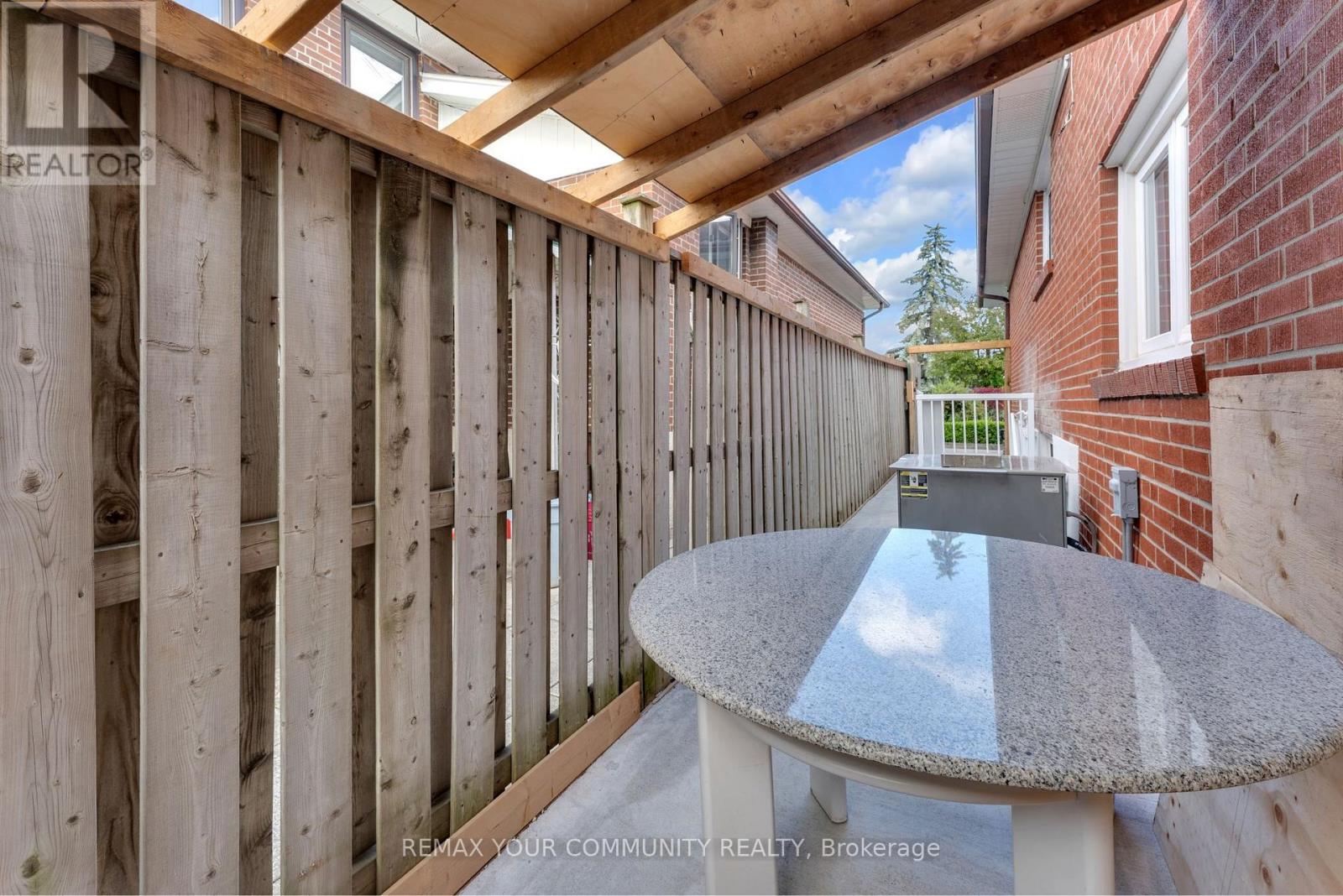 Bsmt - 39 Veerland Drive, Toronto, Ontario  M6L 1R8 - Photo 28 - W13747812