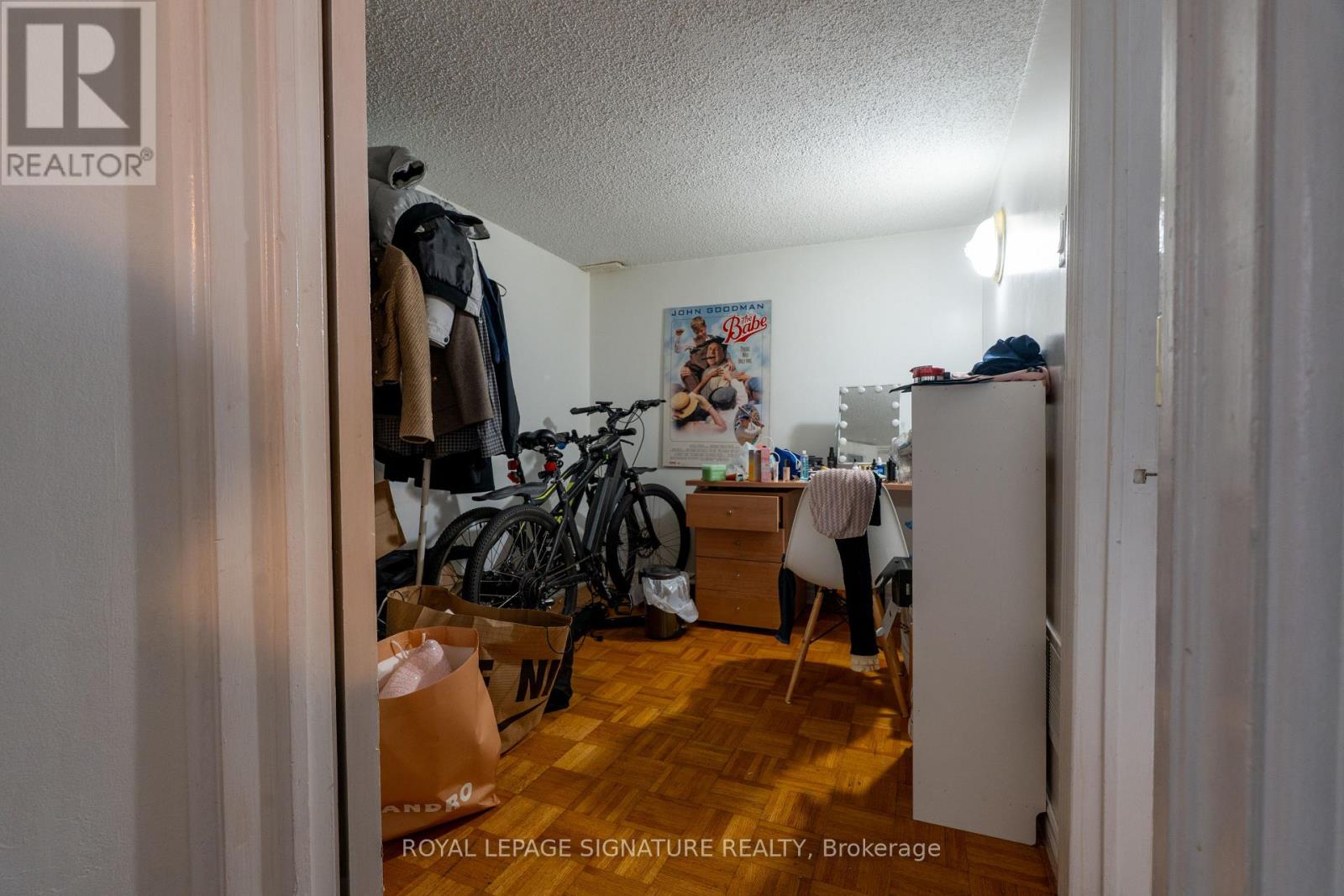 ROOM #1 & #2 - 674 ABANA ROAD, Mississauga, Ontario