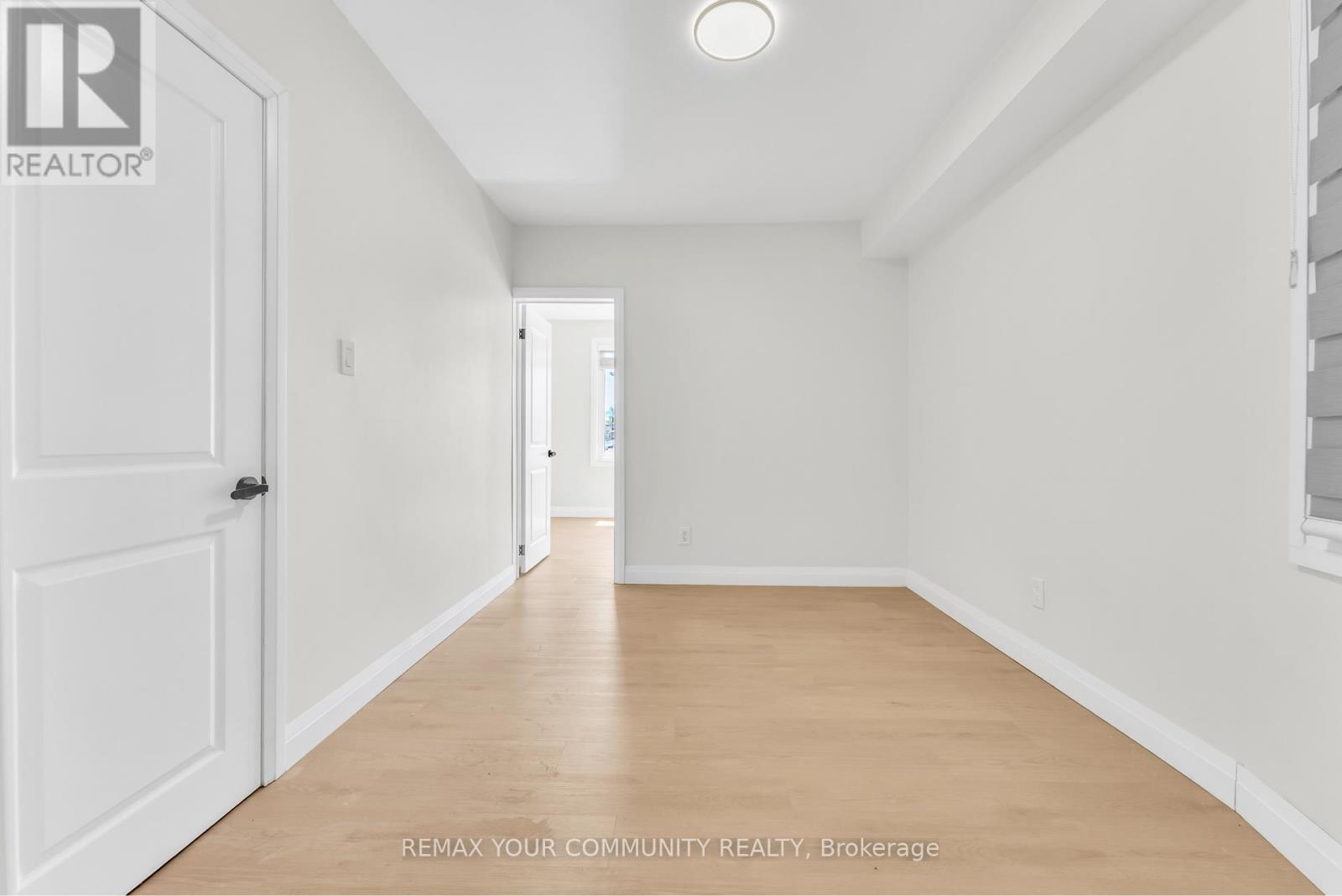 Upper Level - 1822 St Clair Avenue W, Toronto, Ontario  M6N 1J5 - Photo 4 - W13747826
