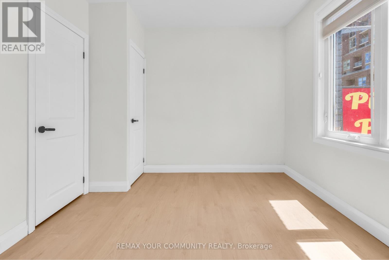 Upper Level - 1822 St Clair Avenue W, Toronto, Ontario  M6N 1J5 - Photo 6 - W13747826