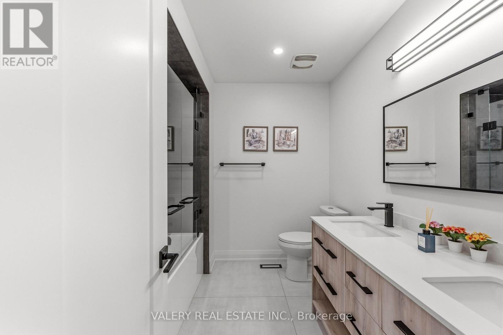 9 Vanguard Road, Vaughan, Ontario  L4K 5G4 - Photo 25 - N13747454