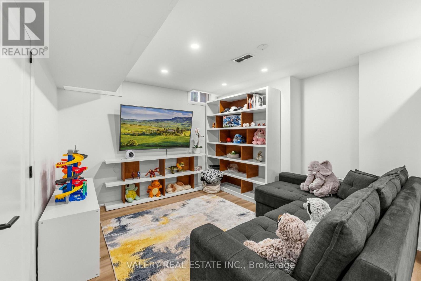 9 Vanguard Road, Vaughan, Ontario  L4K 5G4 - Photo 31 - N13747454