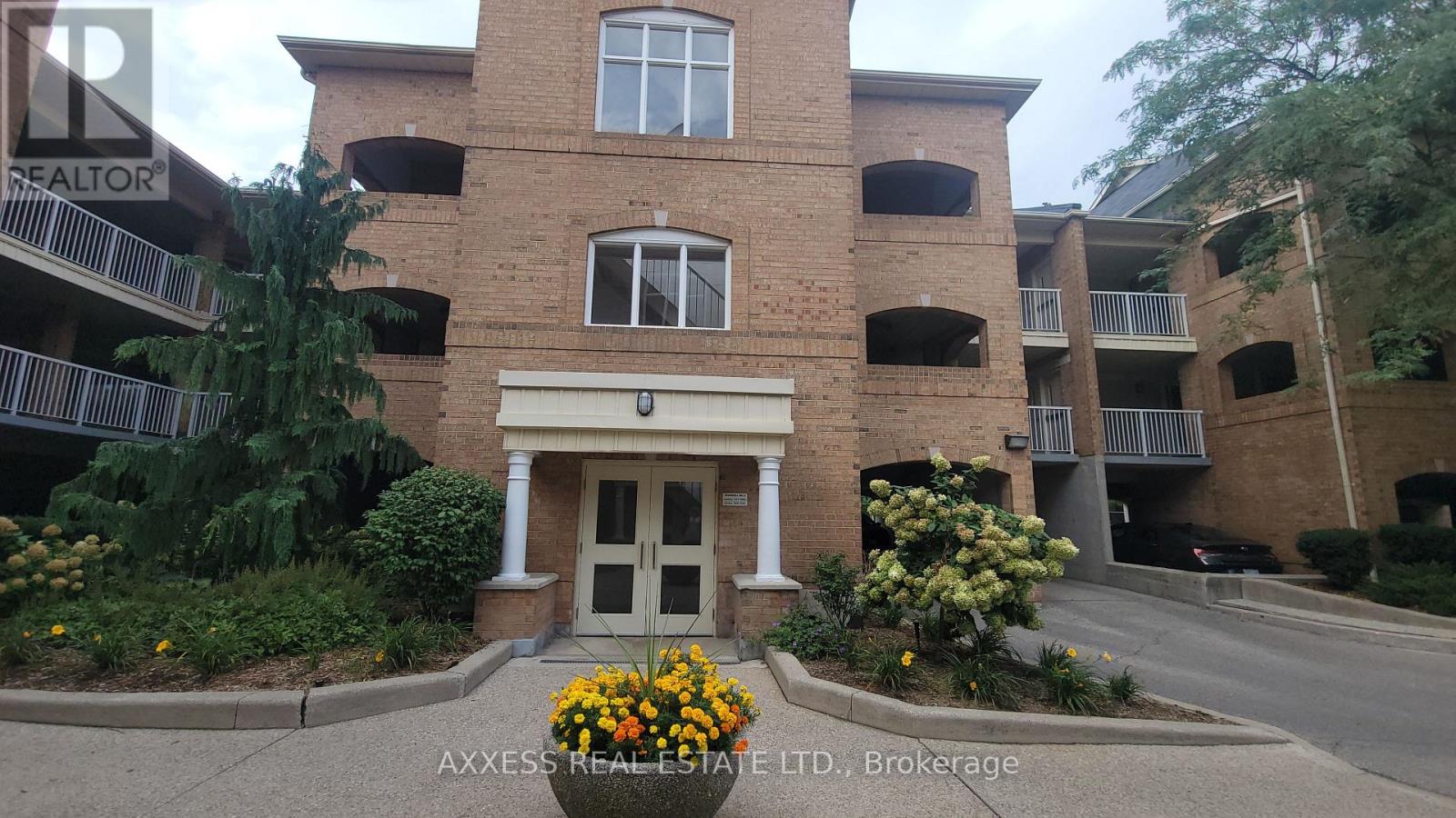 142 - 109 Bristol Road E, Mississauga, Ontario  L4Z 3P6 - Photo 3 - W13742216
