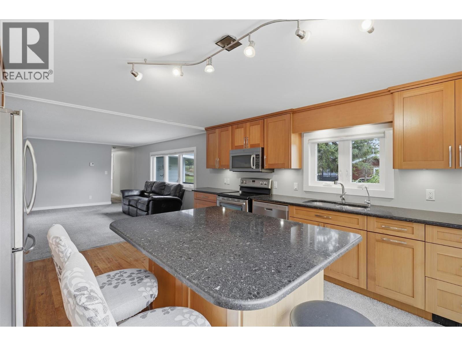 3016 Mccreight Road, Kamloops, British Columbia  V0E 3E1 - Photo 4 - 10399879