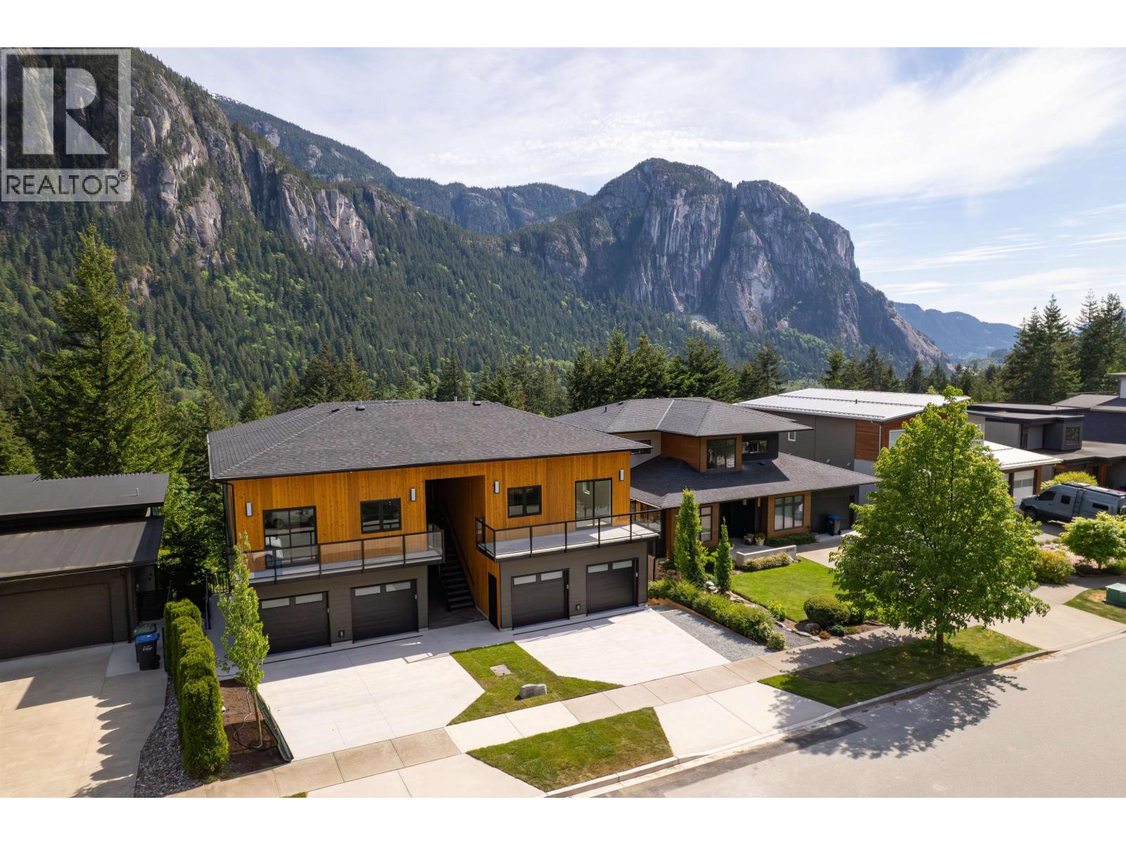 2 2098 Crumpit Woods Drive, Squamish, British Columbia  V8B 0T6 - Photo 22 - R3161803