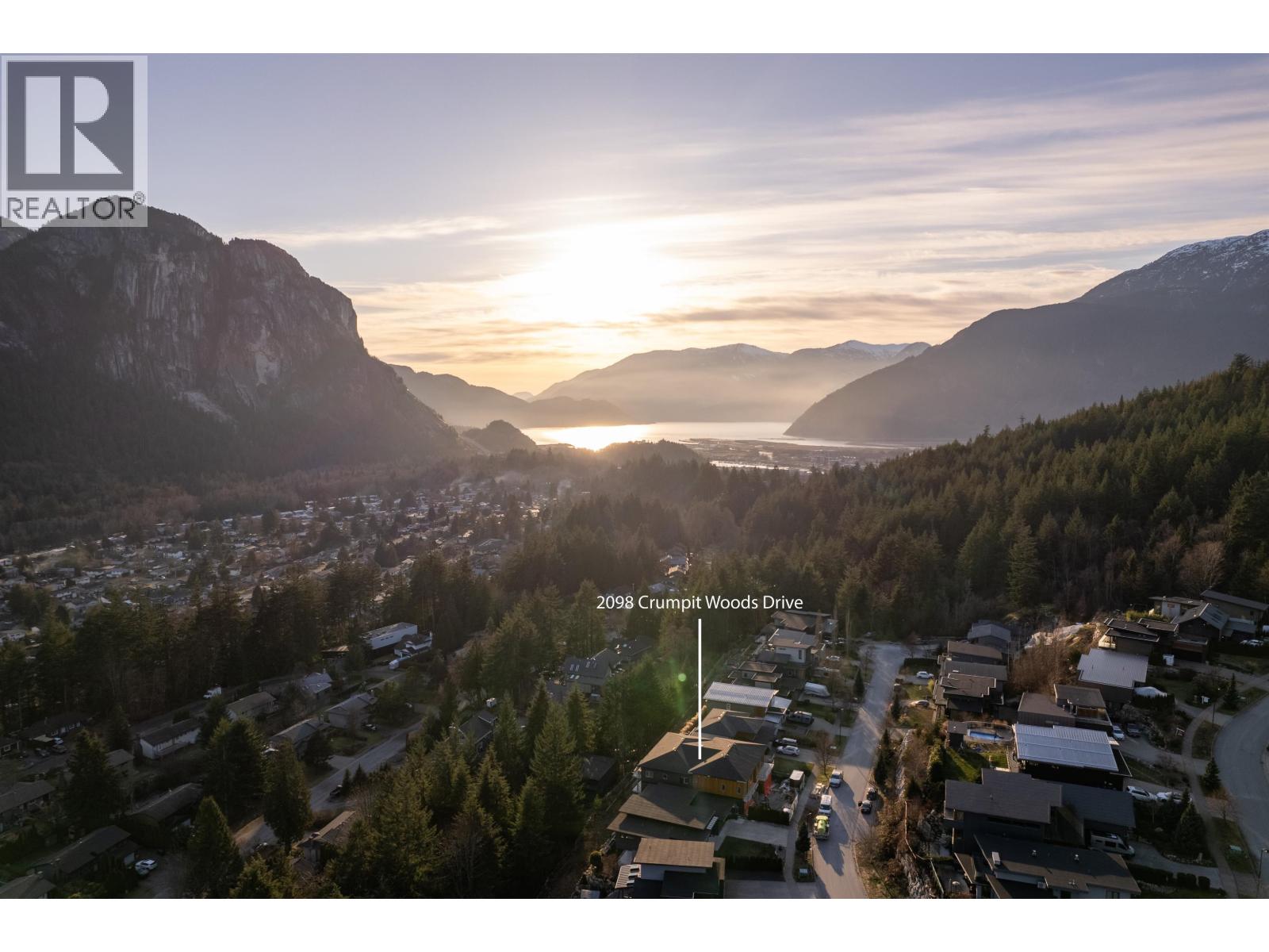 2 2098 Crumpit Woods Drive, Squamish, British Columbia  V8B 0T6 - Photo 24 - R3161803