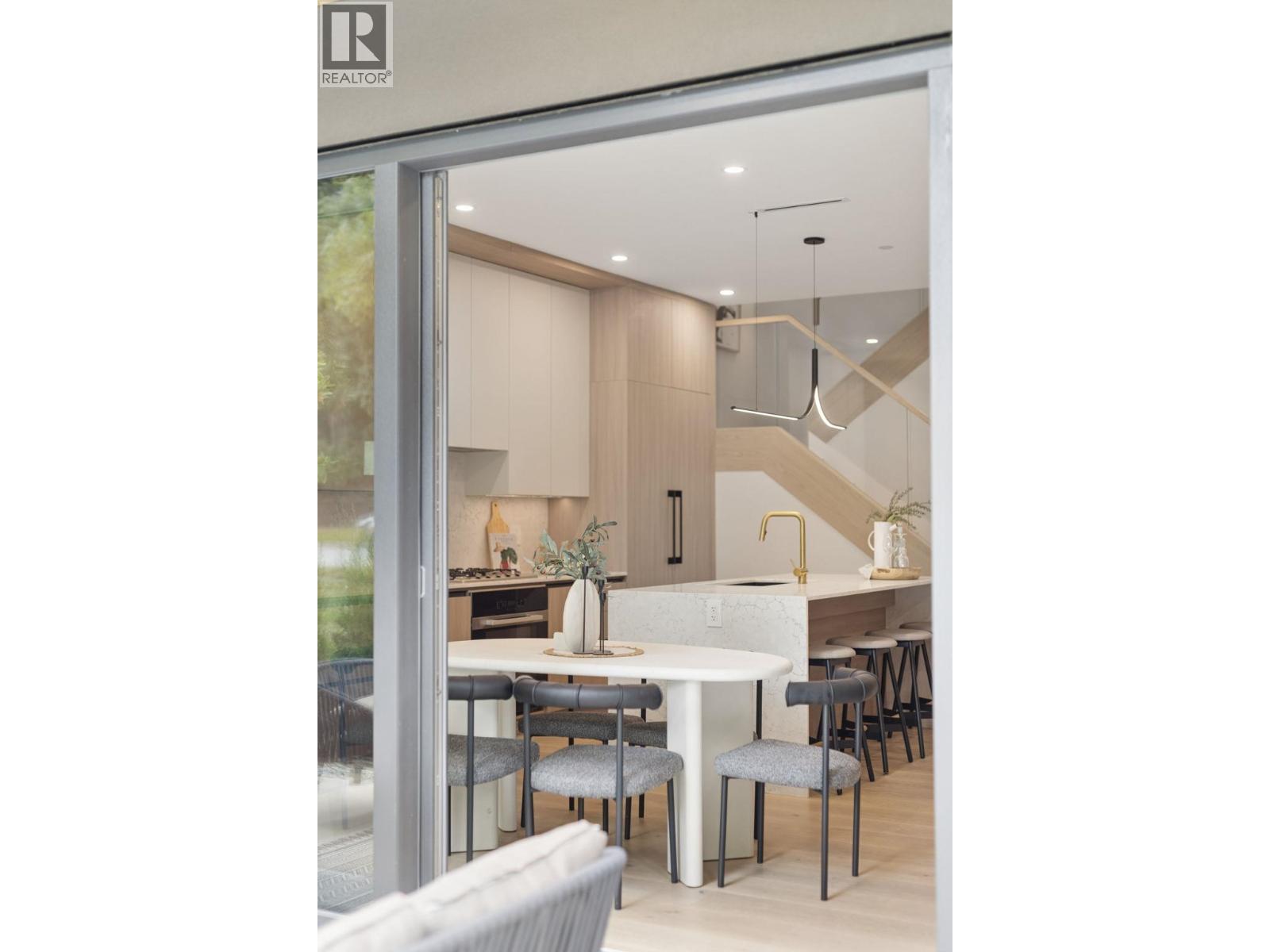 1 2941 W 29th Avenue, Vancouver, British Columbia  V6L 1Y3 - Photo 3 - R3159814