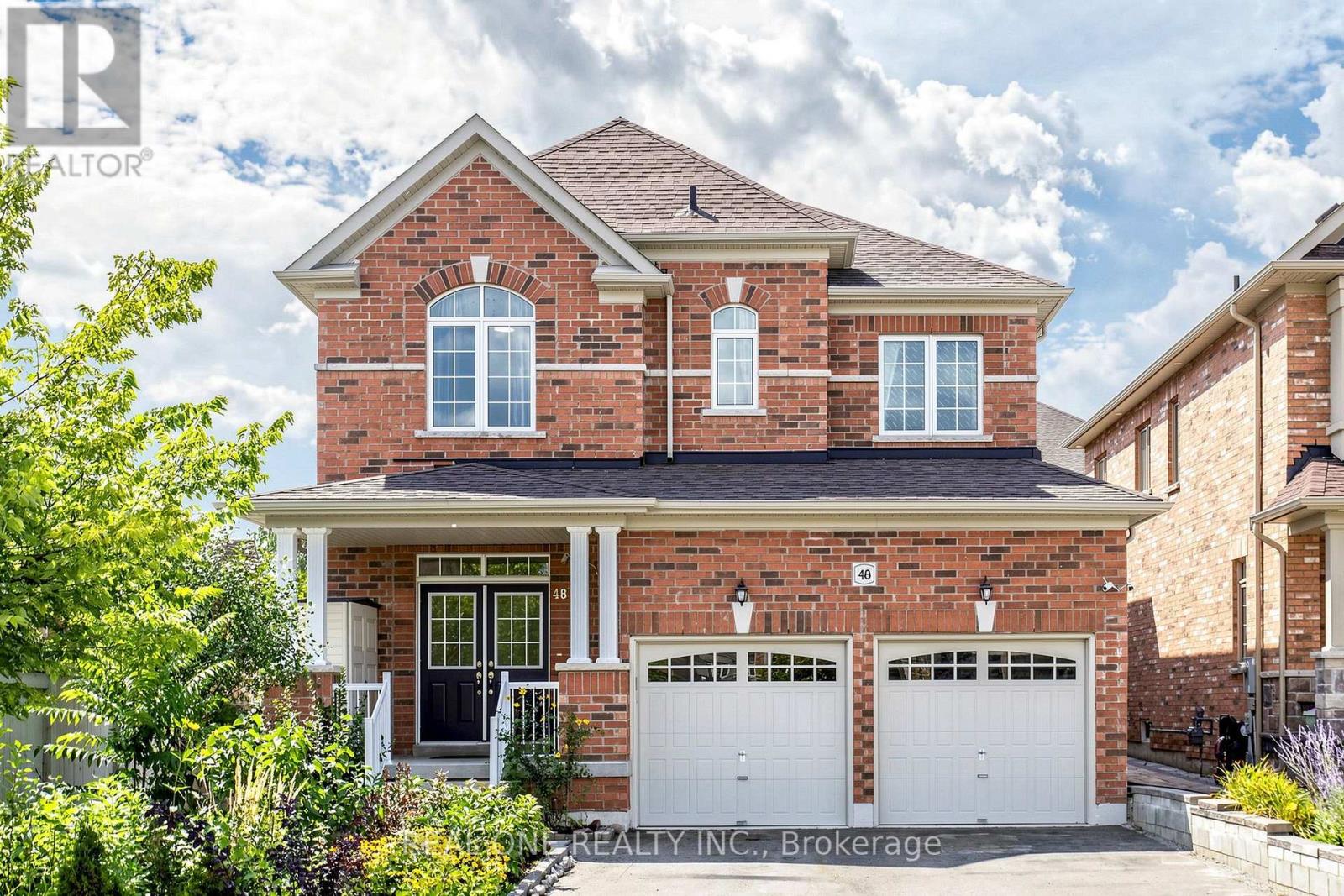 48 LANARK STREET, Bradford West Gwillimbury, Ontario