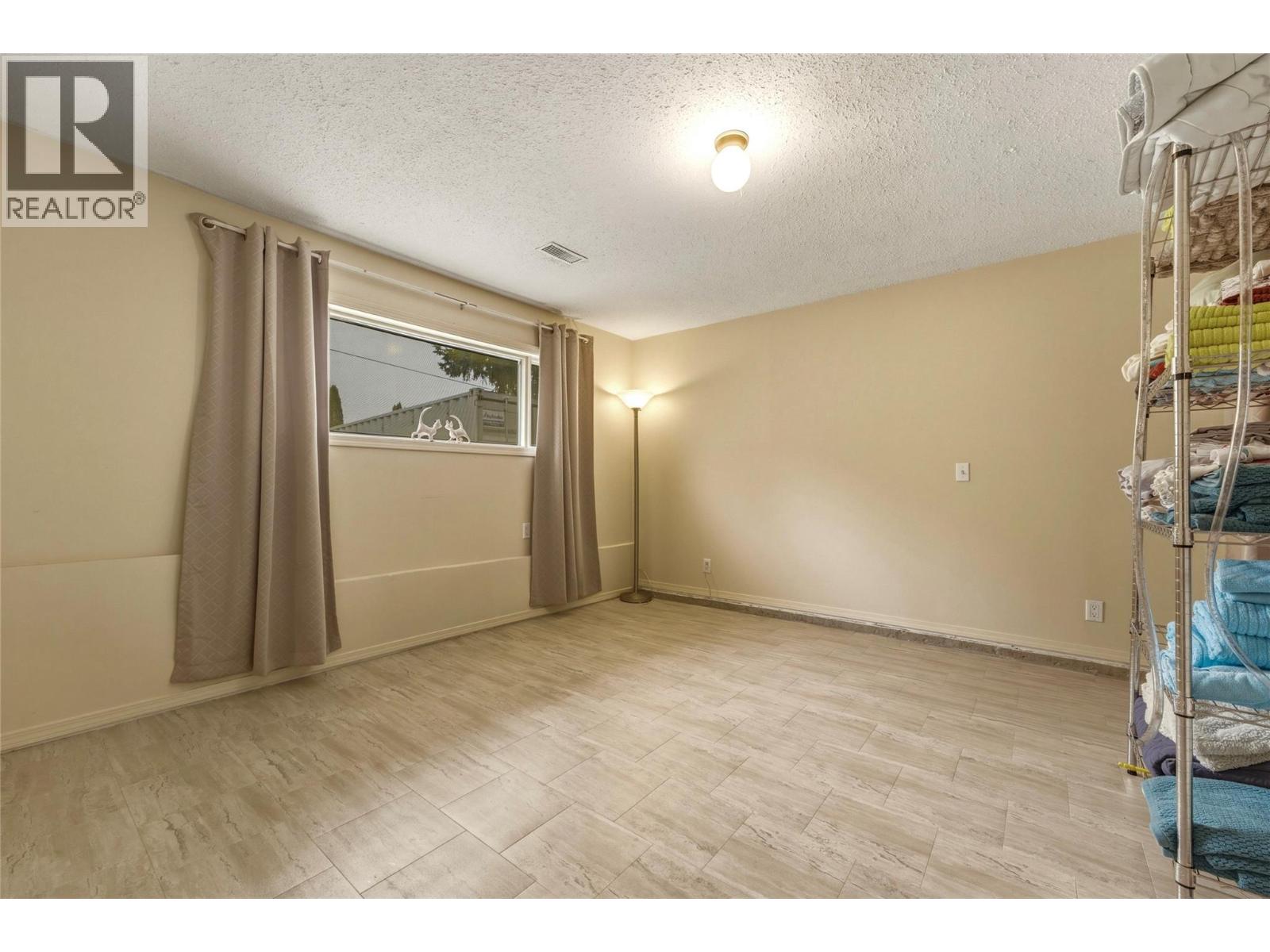 3304 Sidney Crescent, Spallumcheen, British Columbia  V4Y 0S7 - Photo 26 - 10399949