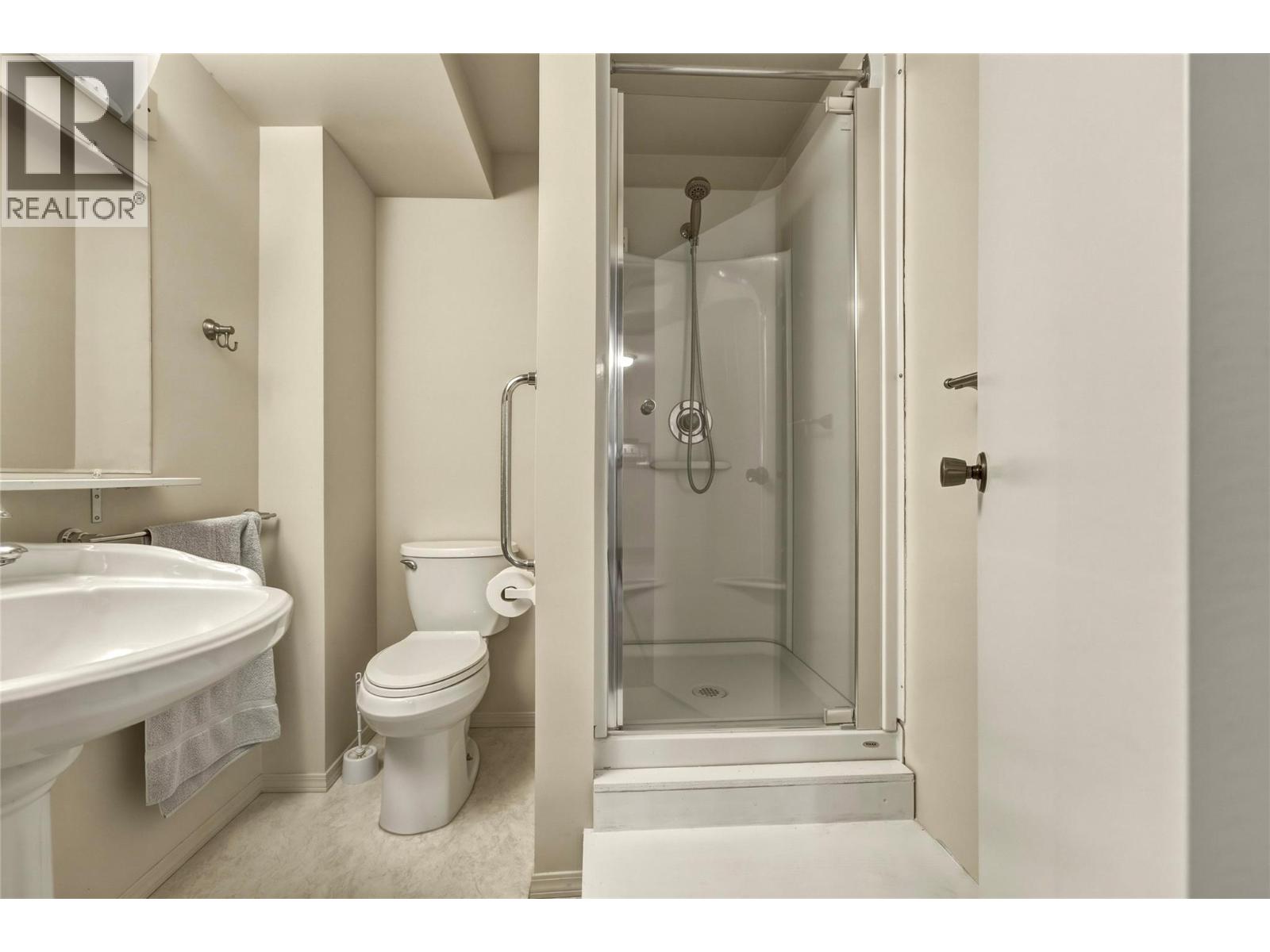 3304 Sidney Crescent, Spallumcheen, British Columbia  V4Y 0S7 - Photo 23 - 10399949
