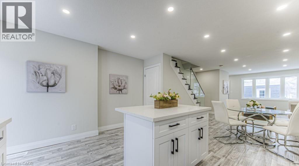 152 Overlea Drive, Kitchener, Ontario  N2M 1T3 - Photo 4 - 40860617