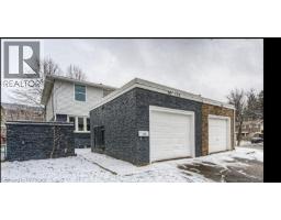 152 OVERLEA Drive, Kitchener, Ontario