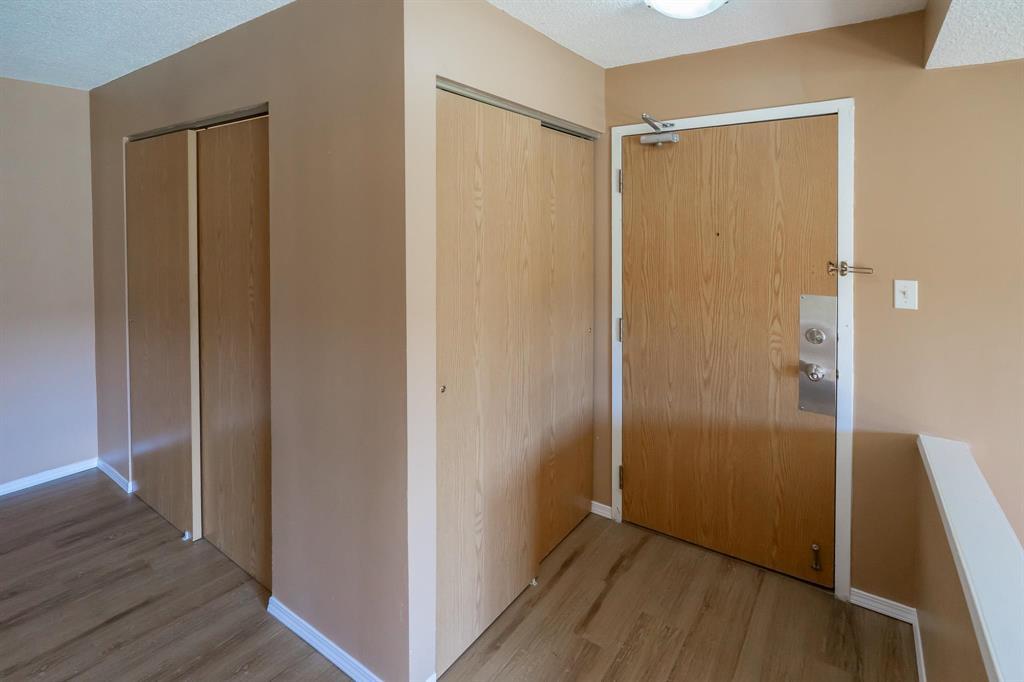 4111 120 Plaza Drive, Winnipeg, Manitoba  R3T 5K8 - Photo 4 - 202622258
