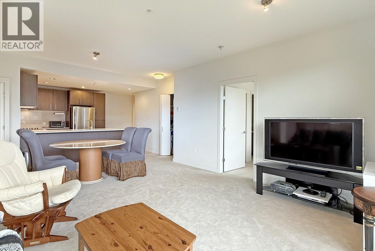 603 5983 Gray Avenue, Vancouver, British Columbia  V6S 0G8 - Photo 3 - R3161595