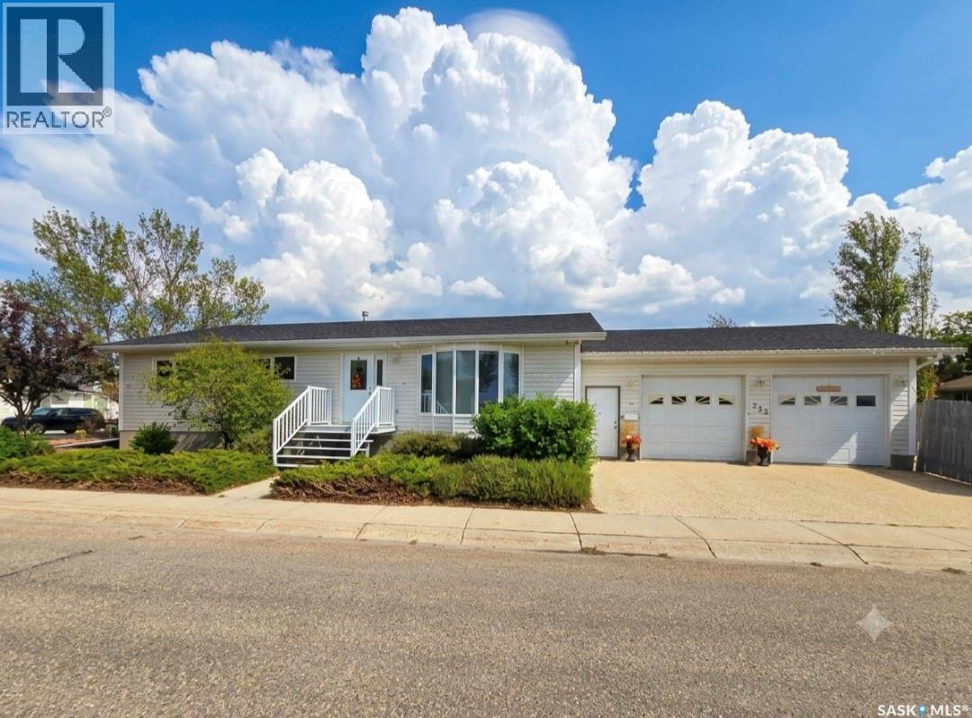 523 Maxwell DRIVE, Swift Current, Saskatchewan