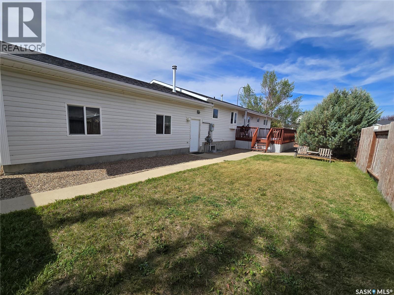 523 Maxwell Drive, Swift Current, Saskatchewan  S9H 4Z6 - Photo 25 - SK047599