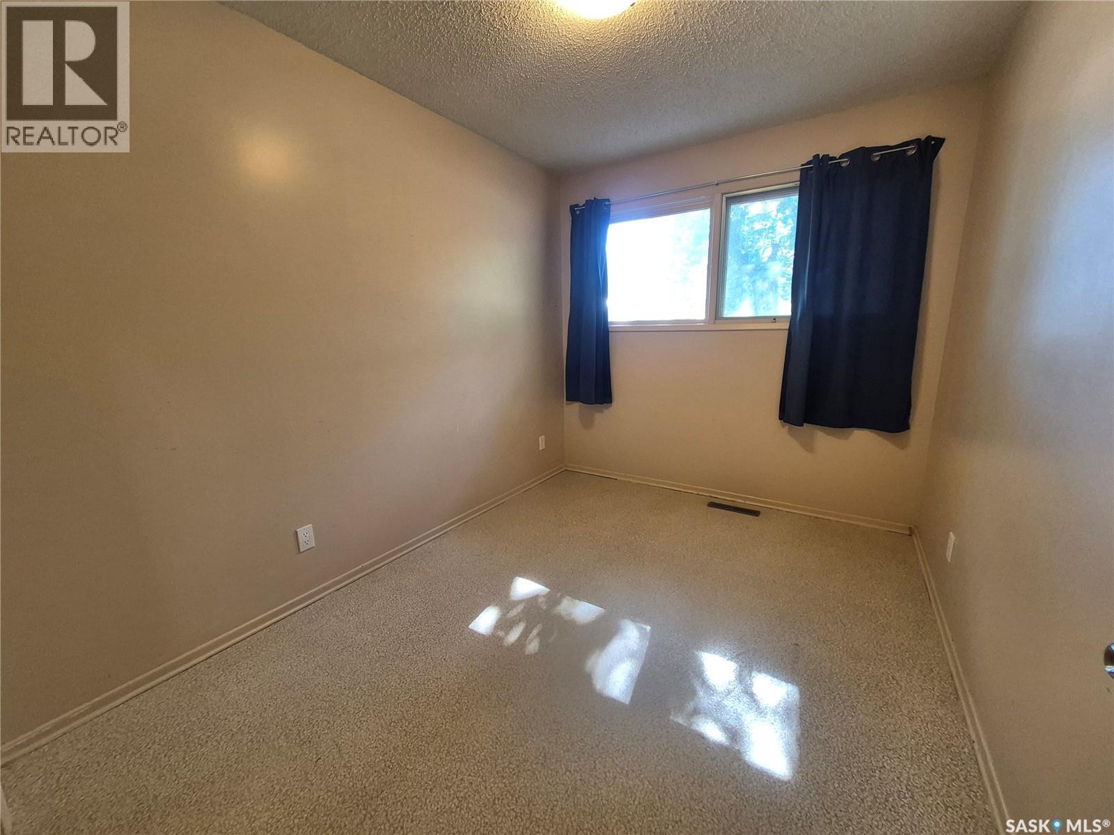 633 Beckwell Avenue, Radville, Saskatchewan  S0C 2G0 - Photo 18 - SK047594
