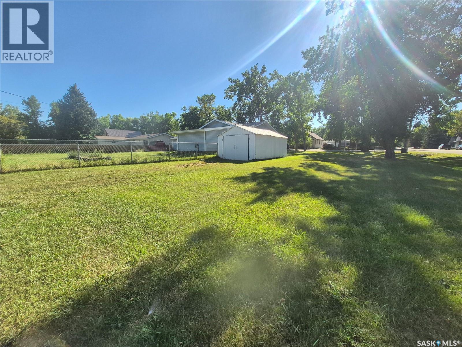 633 Beckwell Avenue, Radville, Saskatchewan  S0C 2G0 - Photo 39 - SK047594