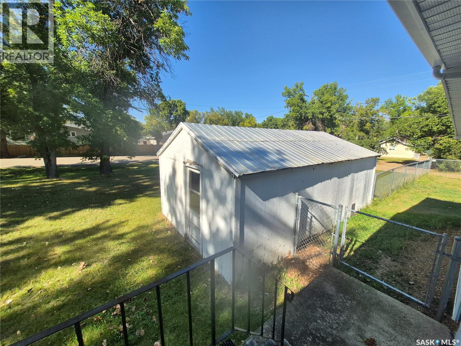 633 Beckwell Avenue, Radville, Saskatchewan  S0C 2G0 - Photo 44 - SK047594