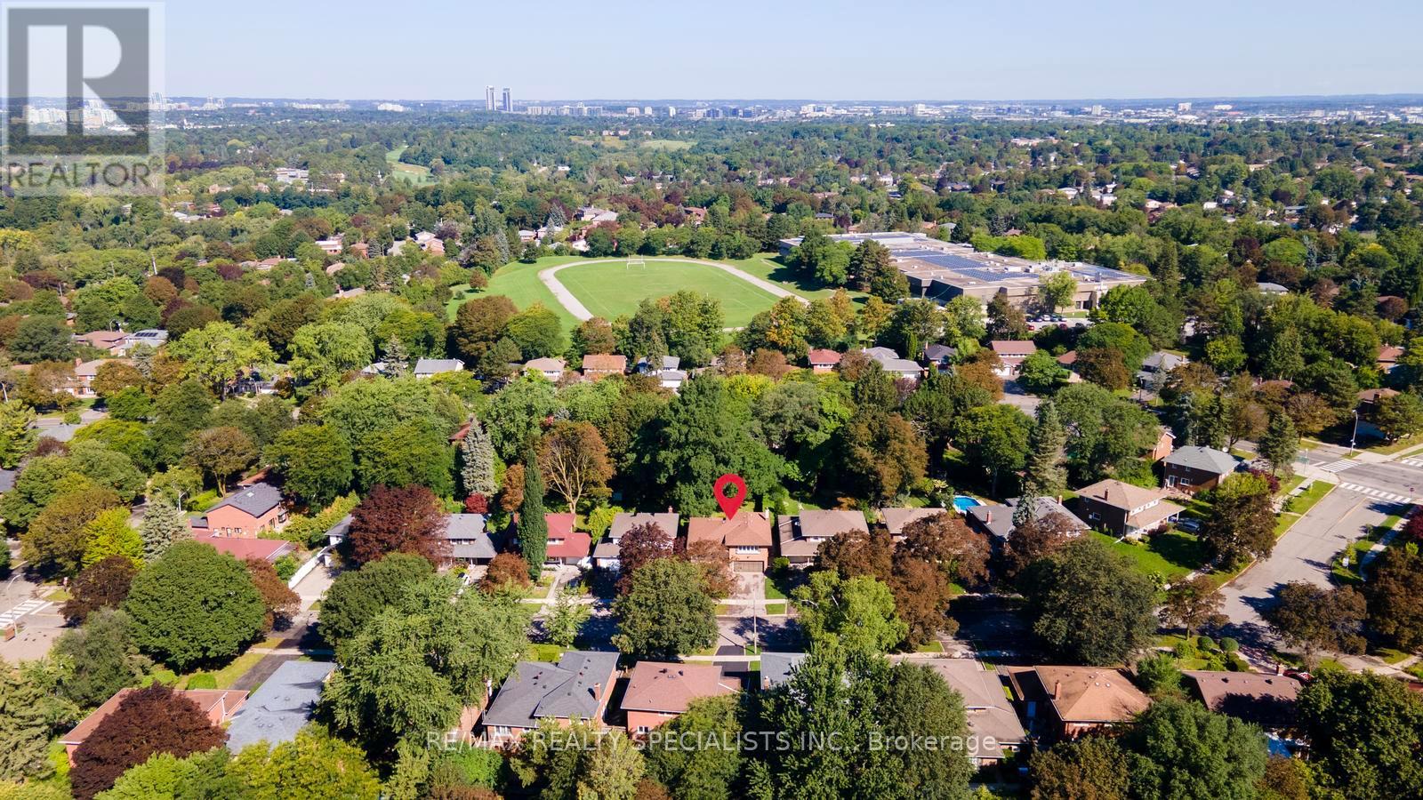 14 Michael Drive, Toronto, Ontario  M2H 2A3 - Photo 36 - C13747276