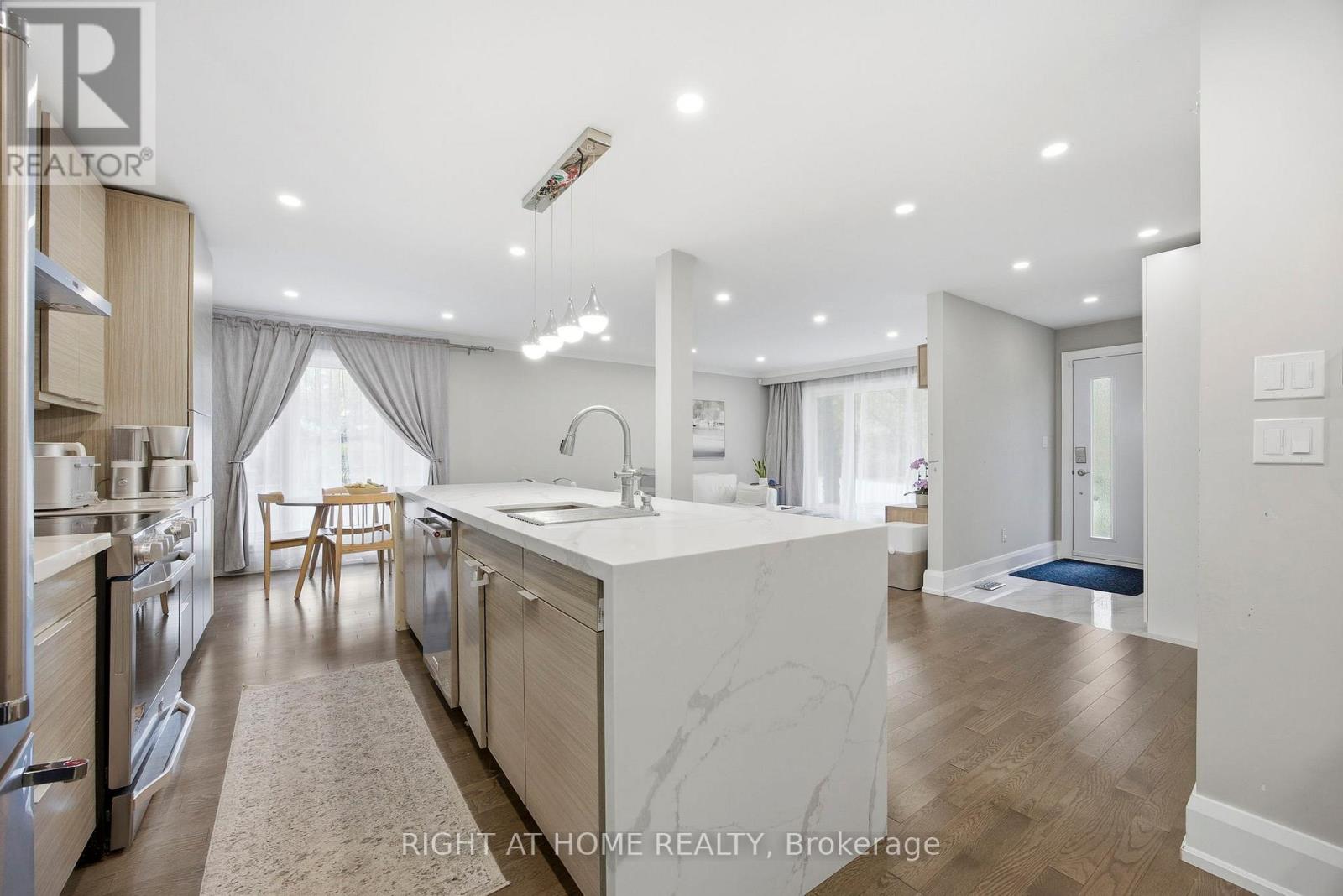 1565 Kipper Avenue, Mississauga, Ontario  L5G 4C9 - Photo 16 - W12878650