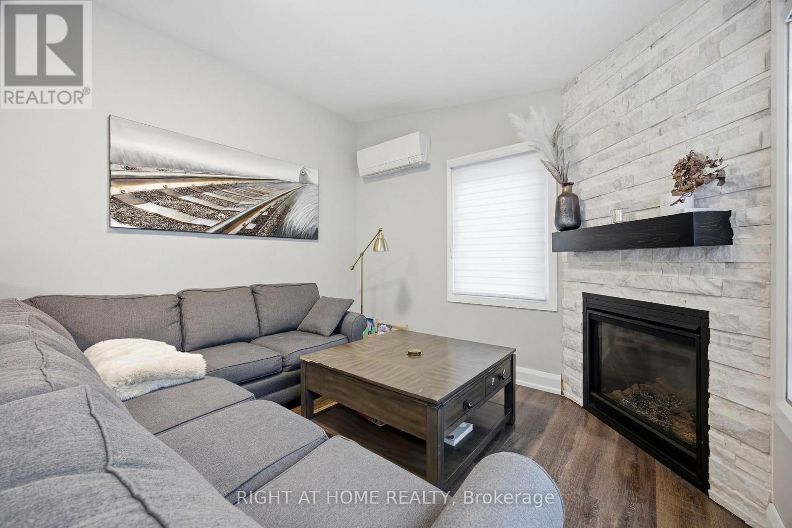 1565 Kipper Avenue, Mississauga, Ontario  L5G 4C9 - Photo 27 - W12878650