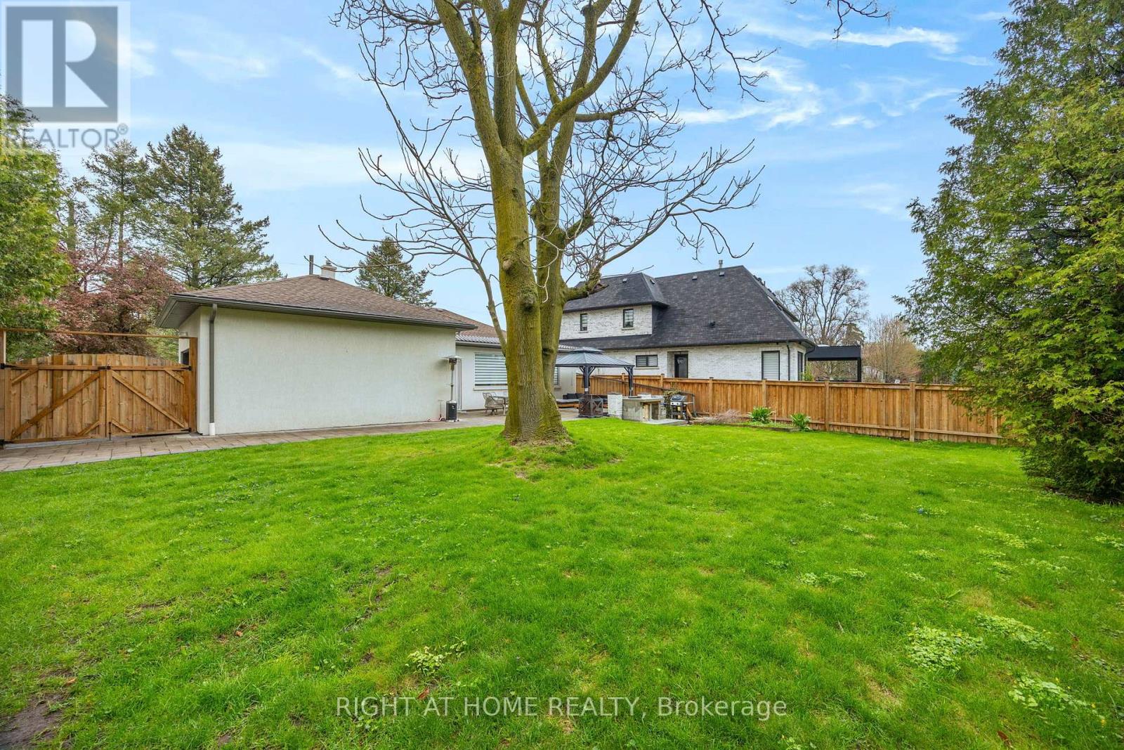1565 Kipper Avenue, Mississauga, Ontario  L5G 4C9 - Photo 41 - W12878650
