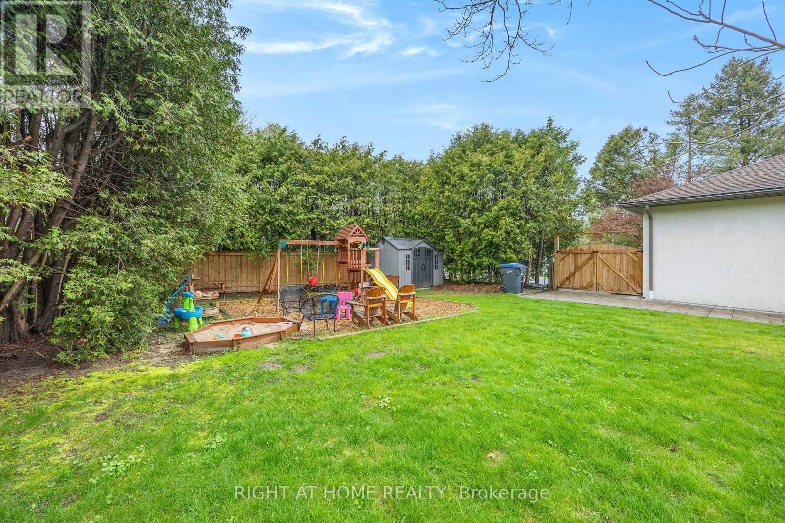 1565 Kipper Avenue, Mississauga, Ontario  L5G 4C9 - Photo 40 - W12878650