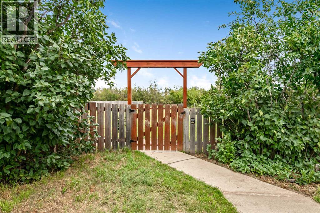 88111 658 Avenue E, Rural Foothills County, Alberta  T0L 0P0 - Photo 10 - A2342922