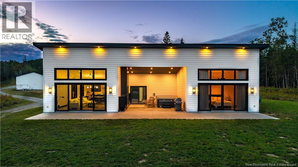 40 Hills Road, Oak Bay, New Brunswick