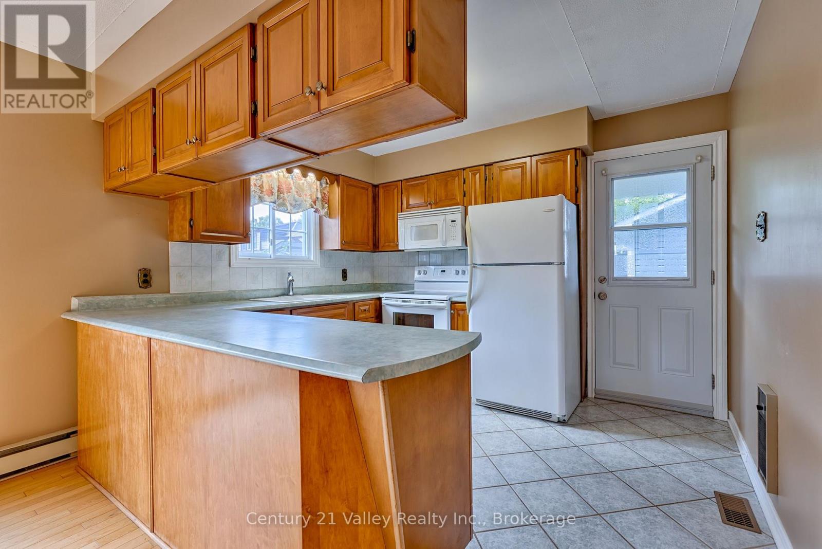 361 Sidney Avenue E, Renfrew, Ontario  K7V 2X7 - Photo 11 - X13747912