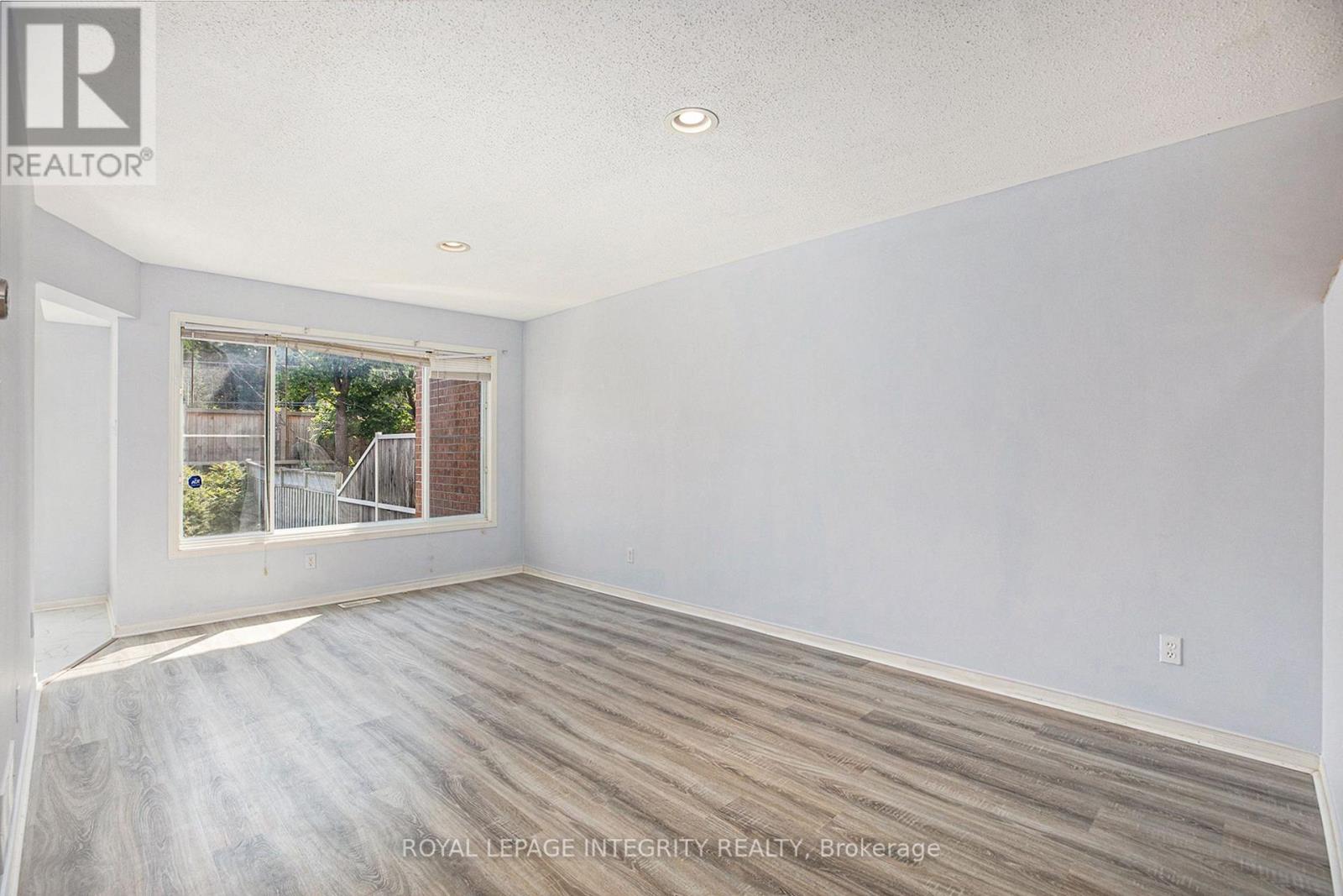 67 Landover Crescent, Ottawa, Ontario  K2M 2W4 - Photo 6 - X13747898