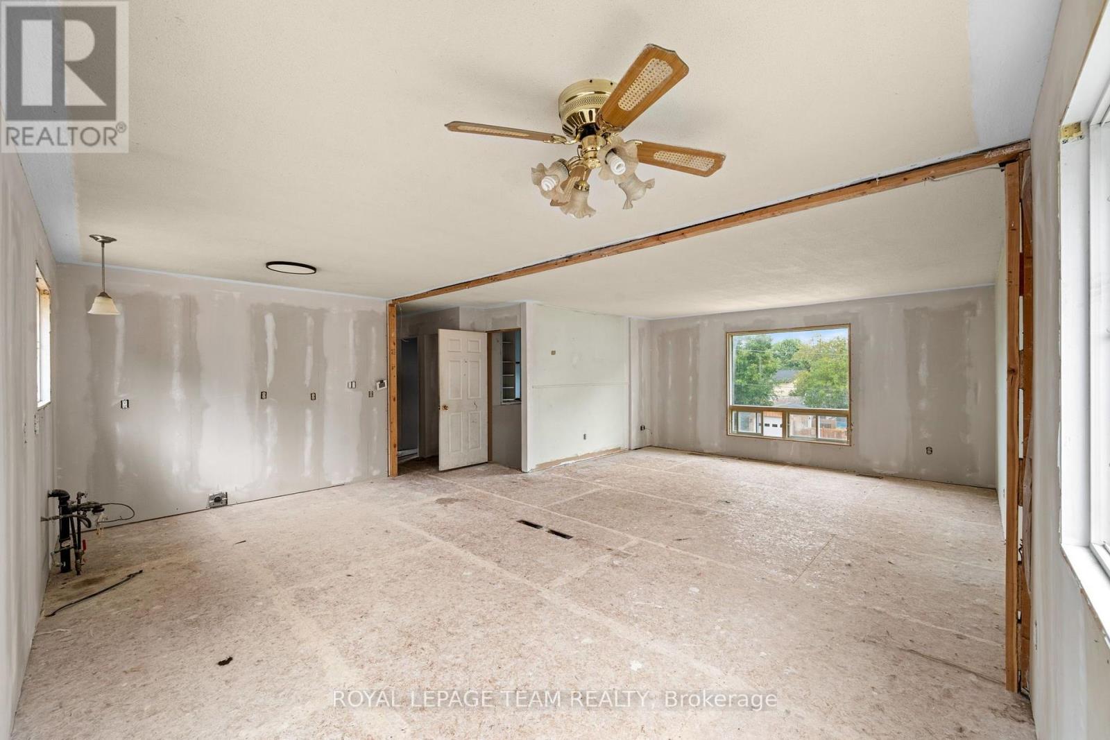 116 Colina Street, Mississippi Mills, Ontario  K0A 1A0 - Photo 11 - X13747918