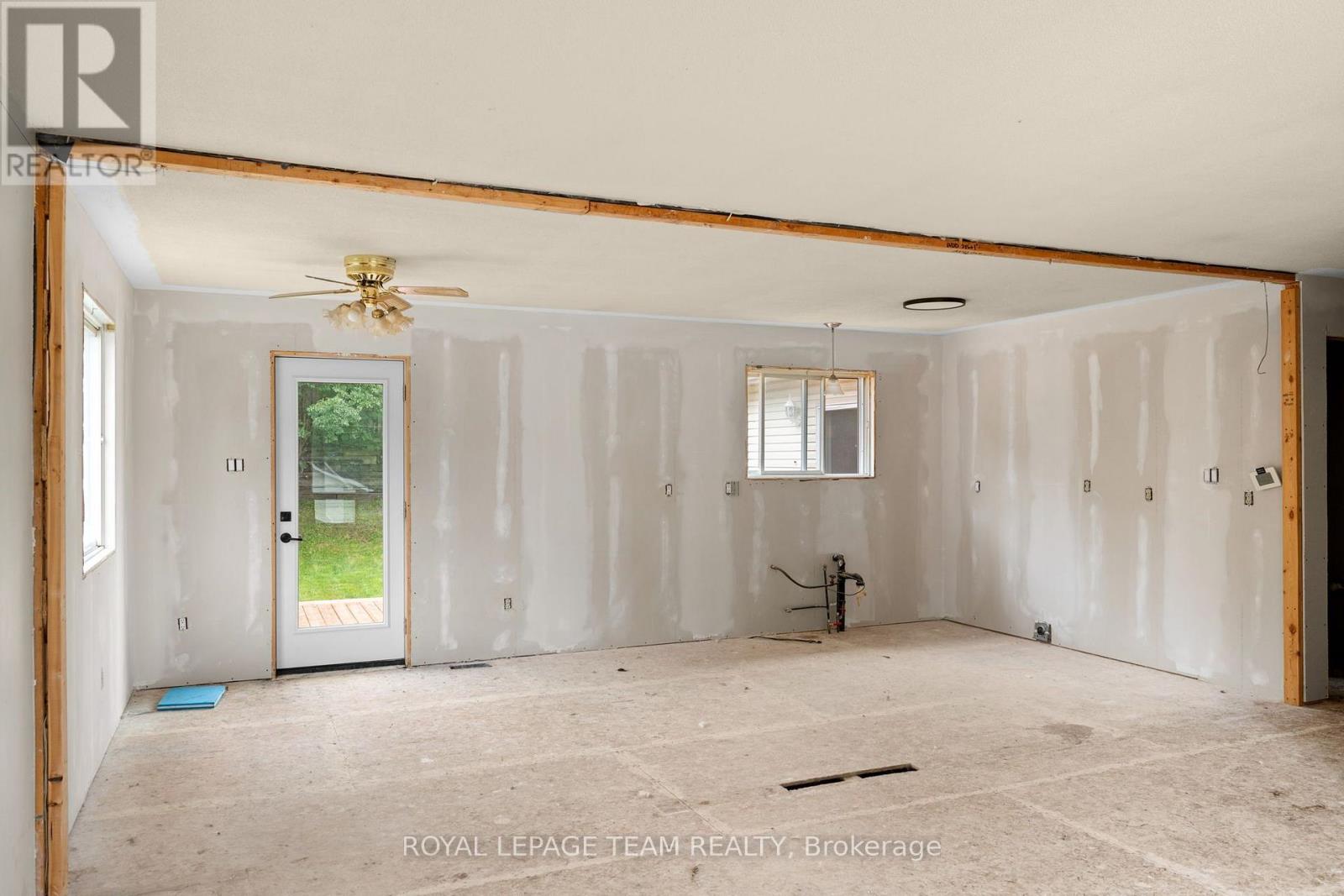 116 Colina Street, Mississippi Mills, Ontario  K0A 1A0 - Photo 14 - X13747918