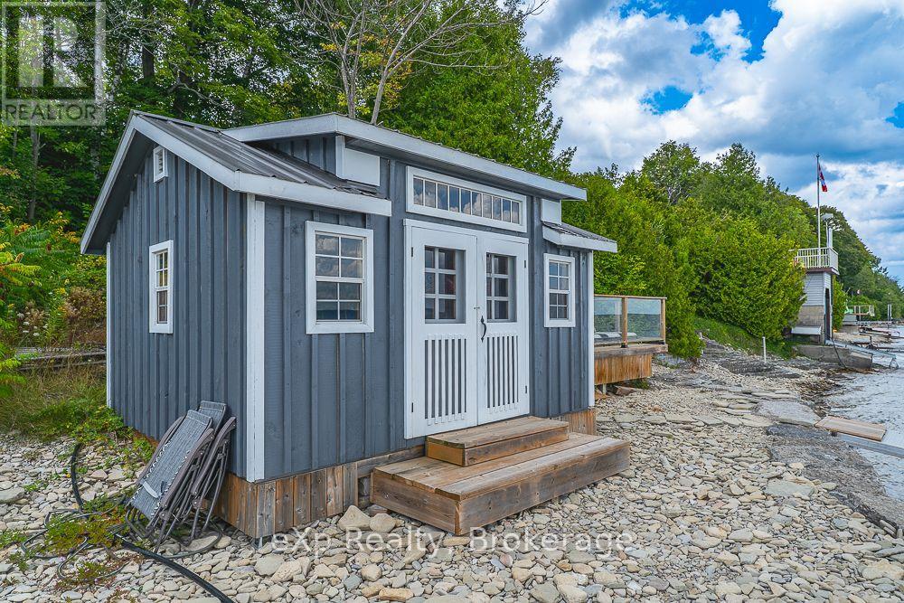 1 1st Avenue S, South Bruce Peninsula, Ontario  N0H 2T0 - Photo 11 - X13747924