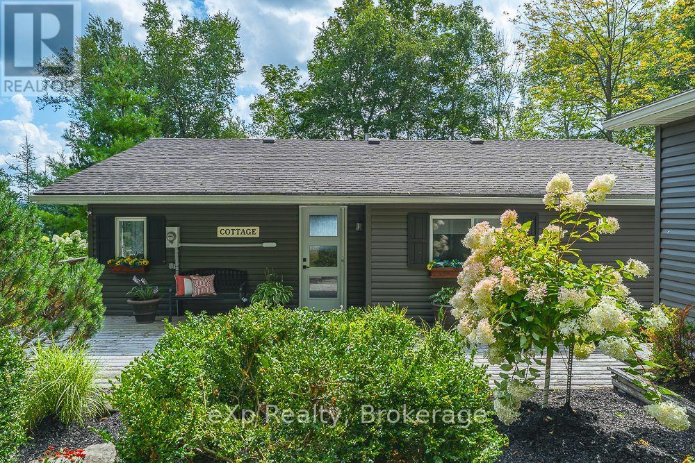1 1st Avenue S, South Bruce Peninsula, Ontario  N0H 2T0 - Photo 2 - X13747924