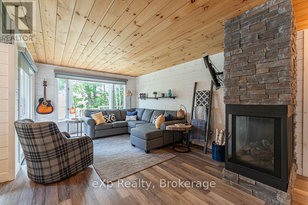 1 1st Avenue S, South Bruce Peninsula, Ontario  N0H 2T0 - Photo 24 - X13747924