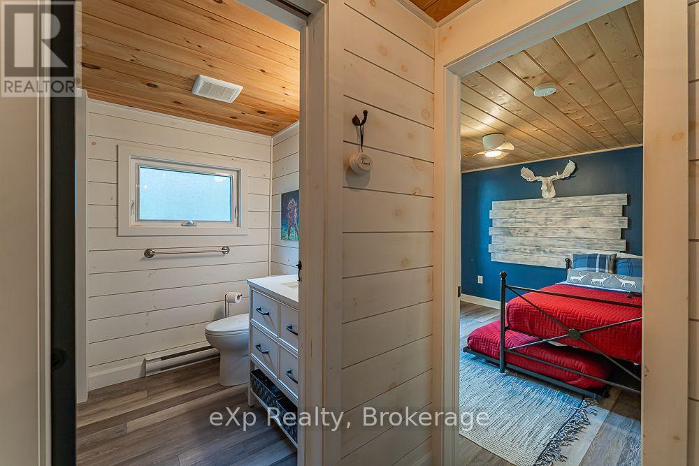 1 1st Avenue S, South Bruce Peninsula, Ontario  N0H 2T0 - Photo 31 - X13747924