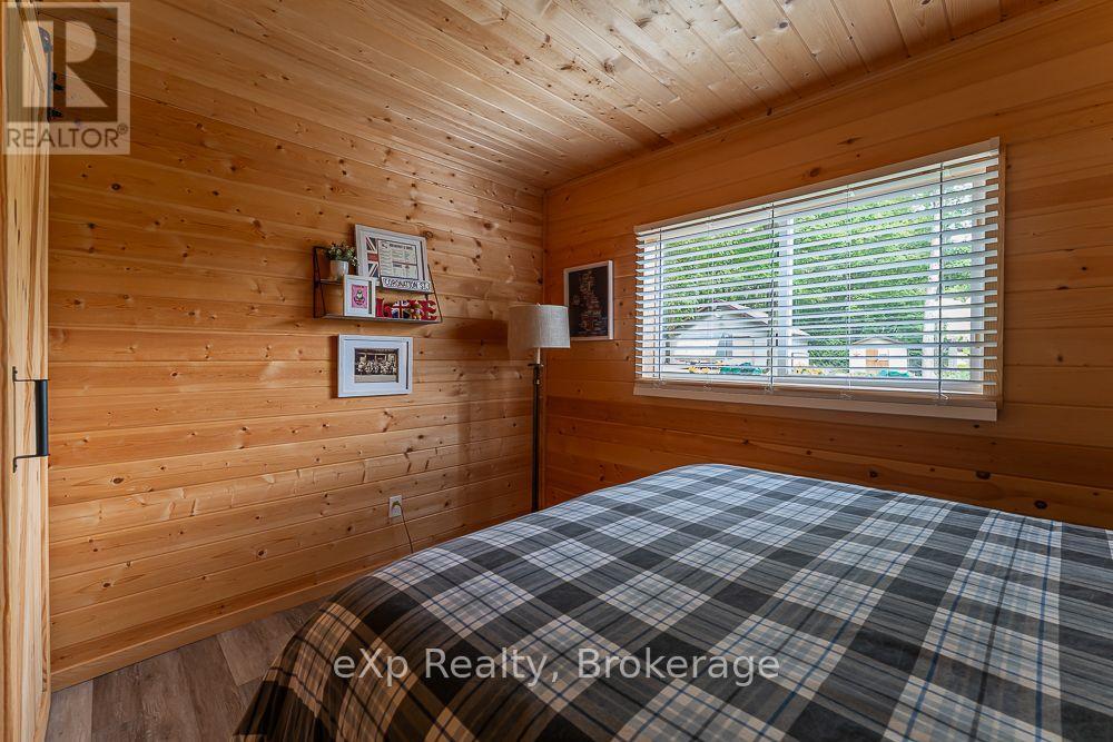 1 1st Avenue S, South Bruce Peninsula, Ontario  N0H 2T0 - Photo 44 - X13747924