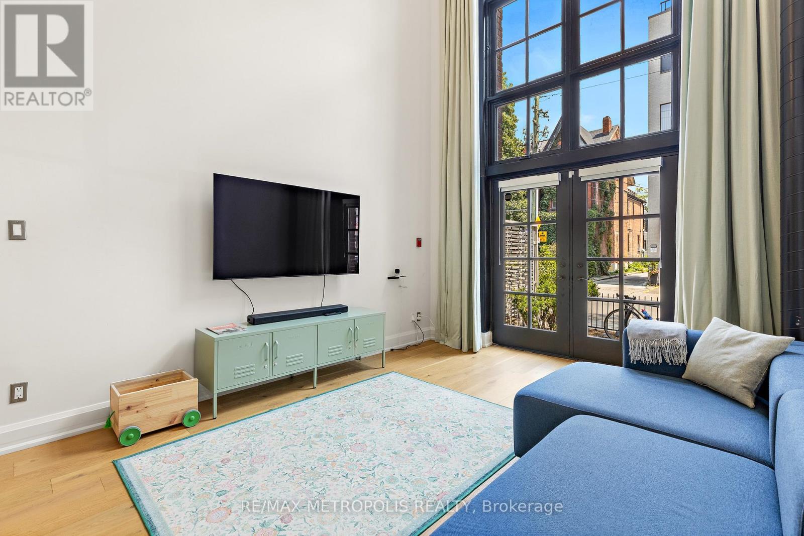 102 - 394 Euclid Avenue, Toronto, Ontario  M6G 2S9 - Photo 11 - C13747890