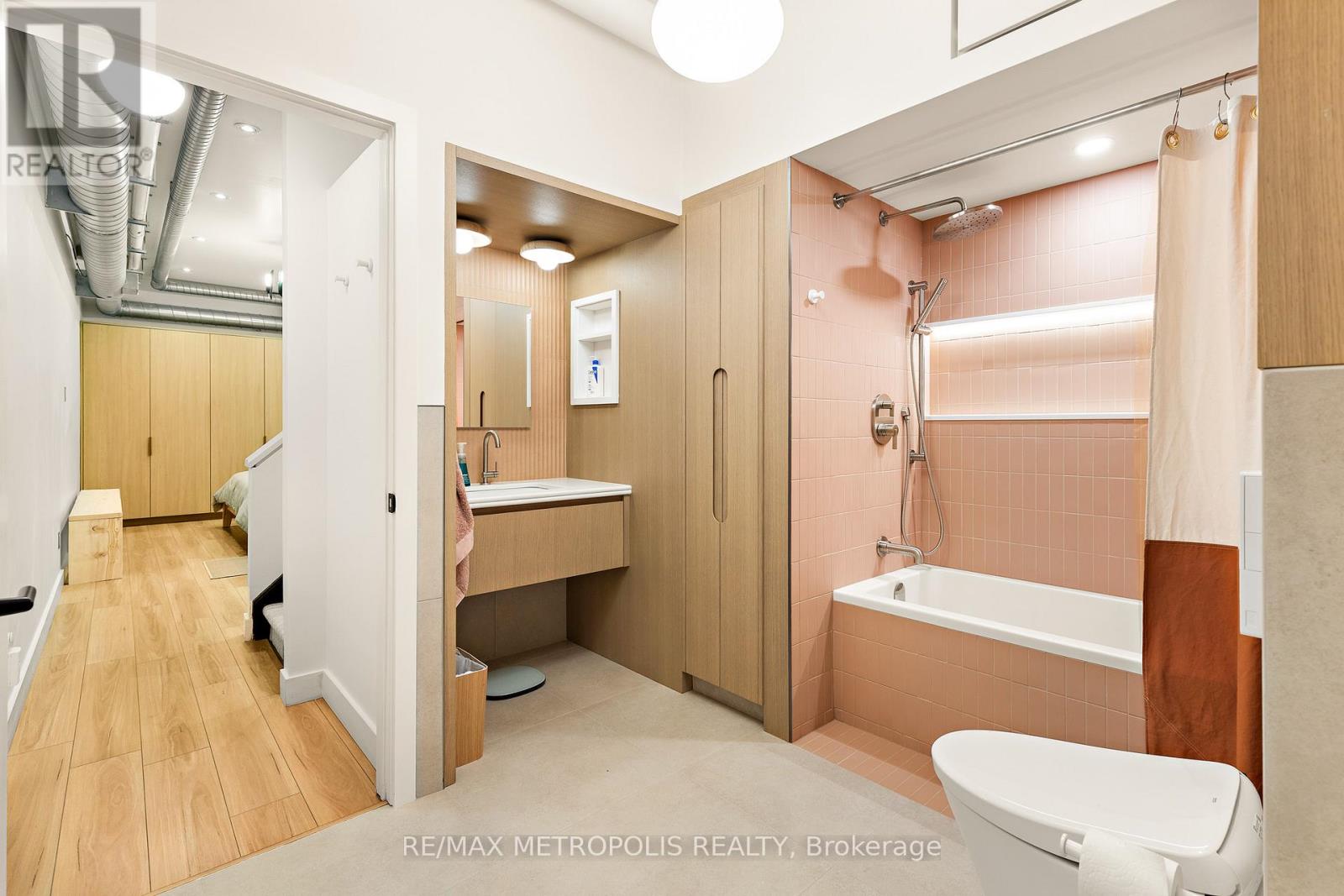 102 - 394 Euclid Avenue, Toronto, Ontario  M6G 2S9 - Photo 32 - C13747890