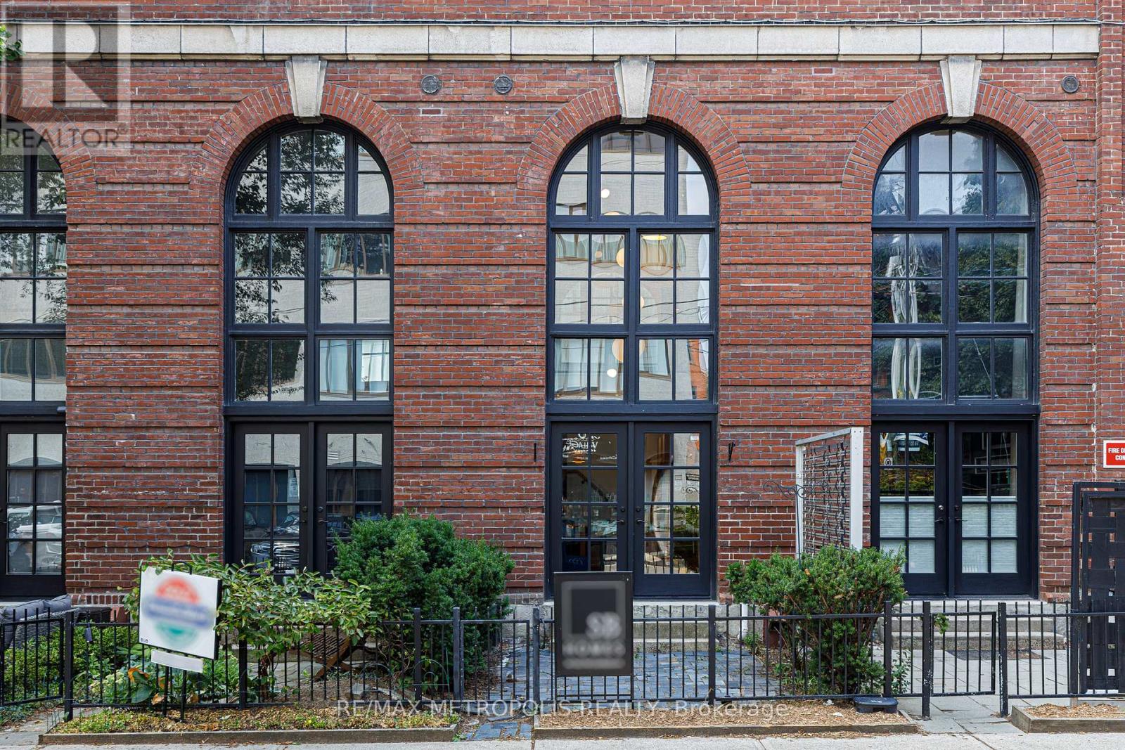 102 - 394 Euclid Avenue, Toronto, Ontario  M6G 2S9 - Photo 6 - C13747890