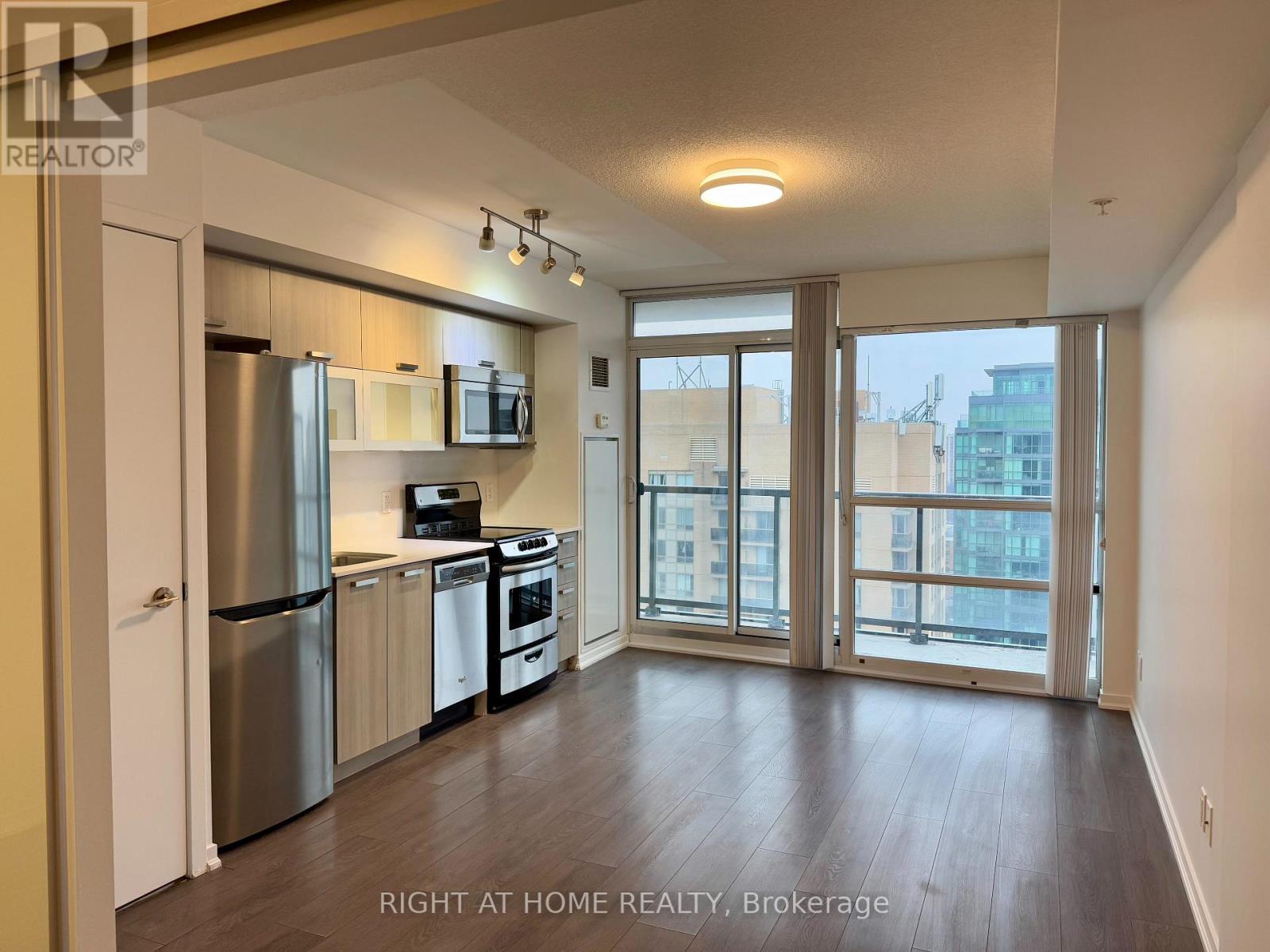 2210 - 68 Abell Street, Toronto, Ontario  M6J 0B1 - Photo 11 - C13747902